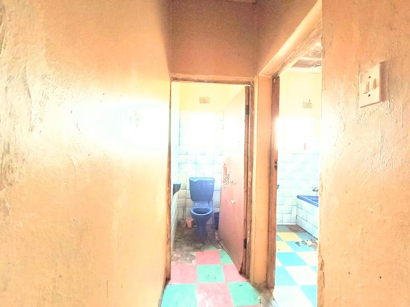 6 Bedroom Property for Sale in Northcrest Eastern Cape